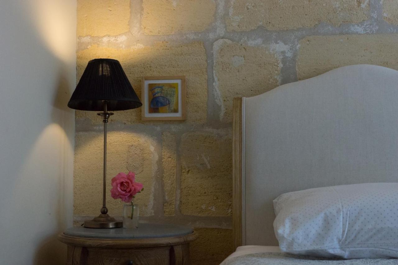 Romantic Gite Nr St Emilion With Private Pool And Views To Die For Pujols  Экстерьер фото