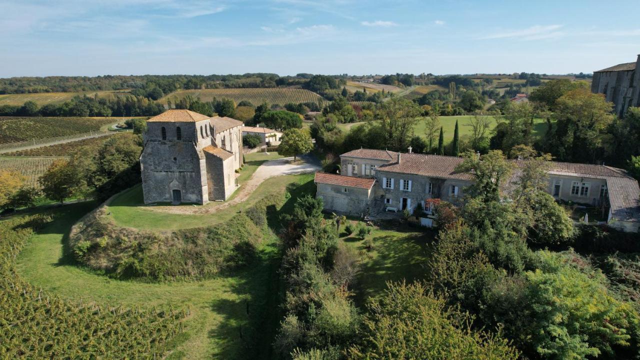Romantic Gite Nr St Emilion With Private Pool And Views To Die For Pujols  Экстерьер фото
